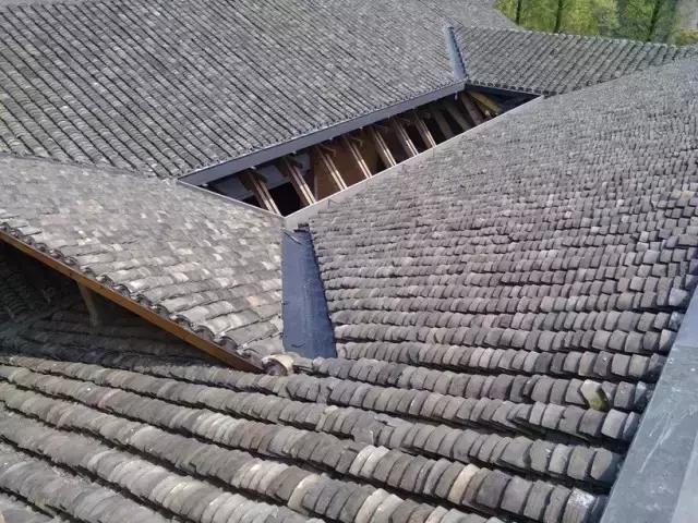 青瓦灰墻，高瓴飛檐，處處消磨時光