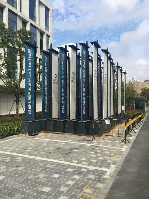 上海戶外廣告一站式服務 圖工廠接單、設計策劃、制作發布與代理代辦